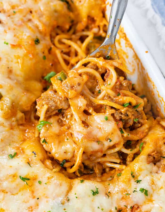 Make-Ahead Baked Spaghetti Casserole: Perfect for Potlucks & Leftovers